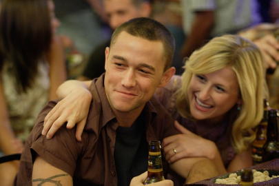 Joseph Gordon-Levitt and Mamie Gummer